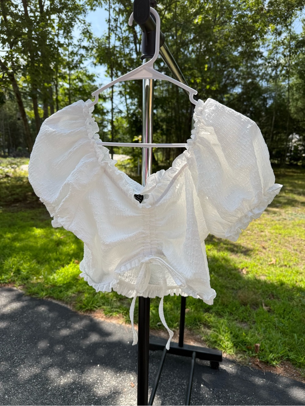 White Puff Sleeve Tie-Hem Cropped Top